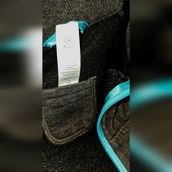 IVIVVA Girl's Cuddle Me Jacket Black Heather Sparkle, size 14 EC - Picture 6 of 15